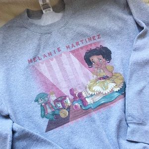 Melanie Martinez crewneck sweatshirt! ✨